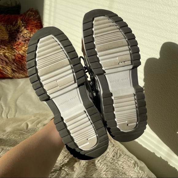 Michael Kors Jewel Muse Trainers - Picture 5 of 8